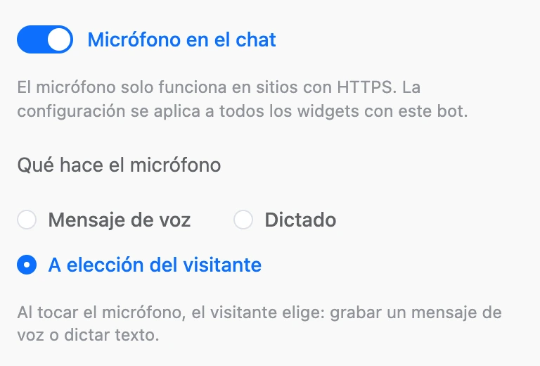 Los ajustes «Micrófono en el chat» y «Qué hace el micrófono»